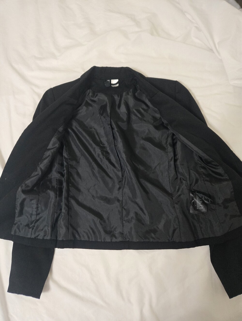 H&M Blazer - Picture 7 of 7